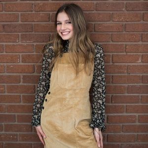 Meet your Posher, Juliana